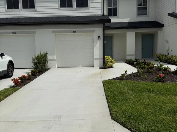 4206 Caterina Ct, North Fort Myers, FL 33917