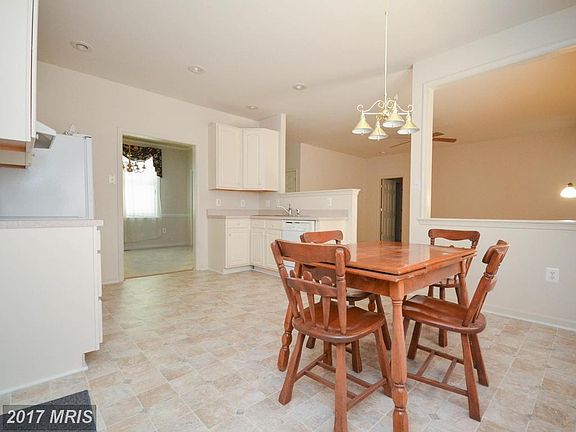 5th image of 5215 Wyndemere Cir