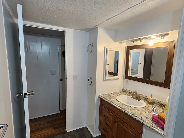 106 Tidewater Dr — Photo 11