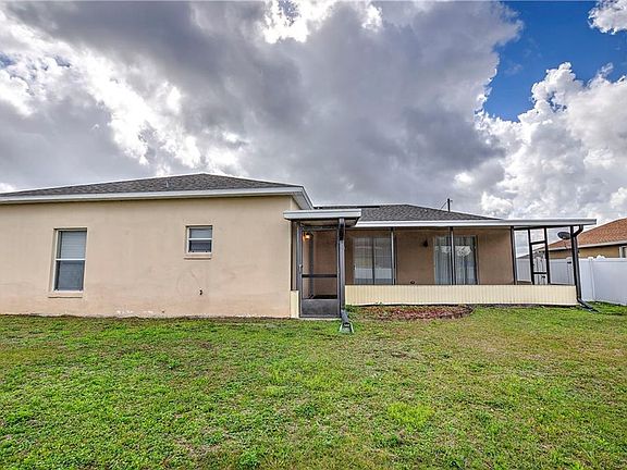 2nd image of 13 Alicante Ct