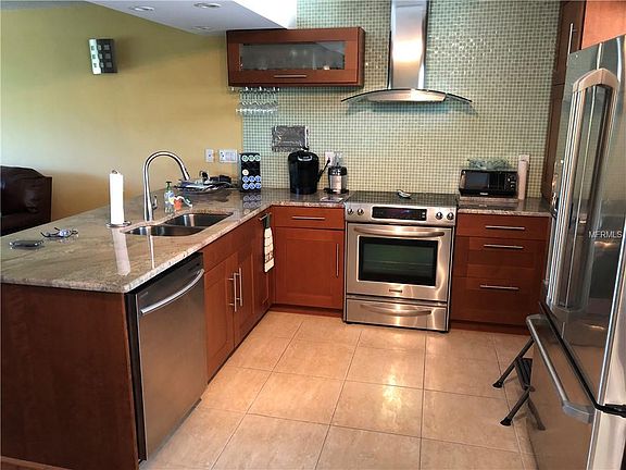 5th image of 33 S Gulfstream Ave Unit 407