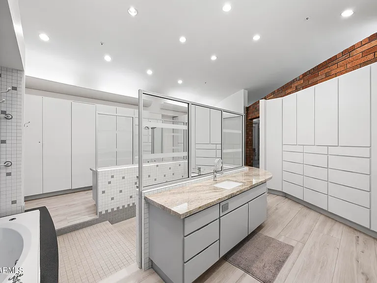 8556 E Sharon Dr — Photo 19