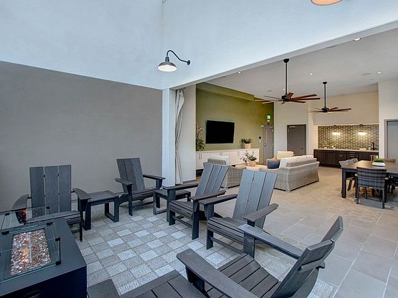 4th image of 20944 W Vanowen St #308