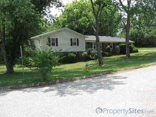 1st image of 108 Elkhorn Dr