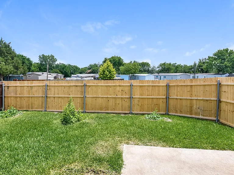 4218 Baccarat Dr — Photo 16
