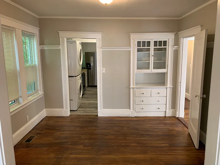 45 Wilson Ave #1R — Photo 6