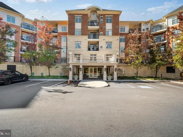 503 Carson Ter, Huntingdon Valley, PA 19006