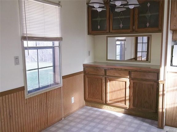 5th image of 1096 Northwood Dr