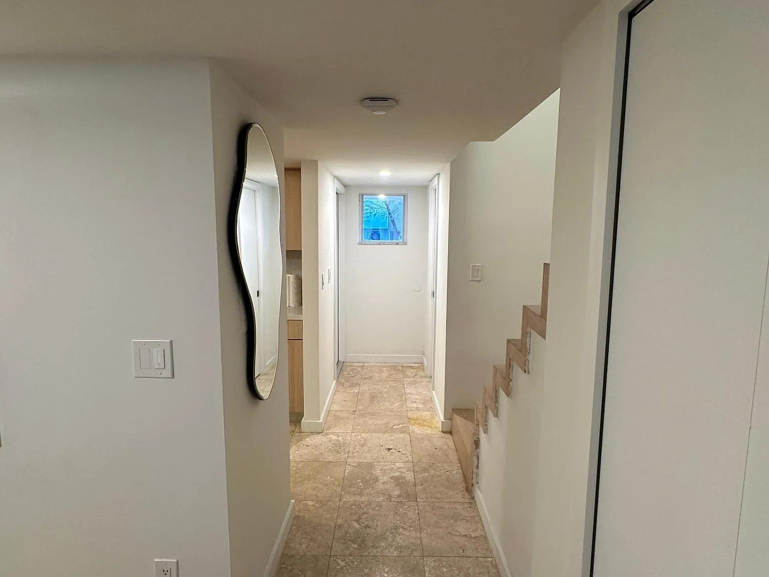 2 bed, 2.5 bath, 1047 sqft, $4,900 — Photo 4