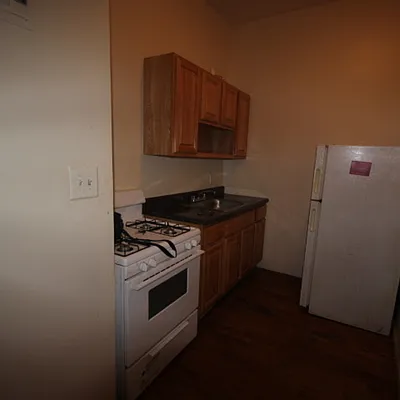 Rented by Nooklyn NYC LLC | media 43