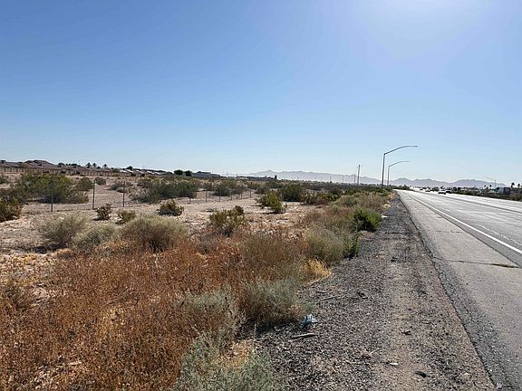 3rd image of E View Pkwy