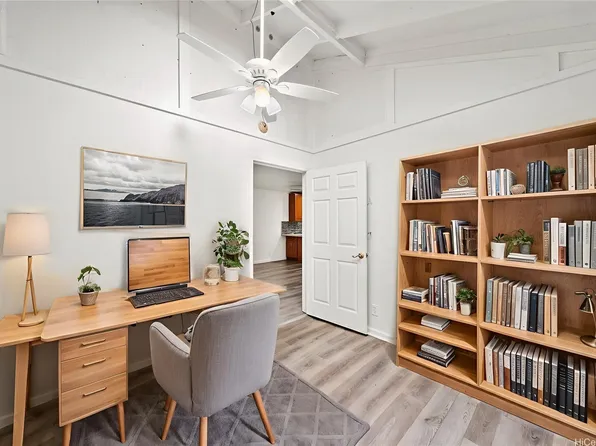 790 Ipuai St, Honolulu, HI 96825