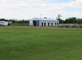 8600 144th Ave SW, Bowman, ND 58623