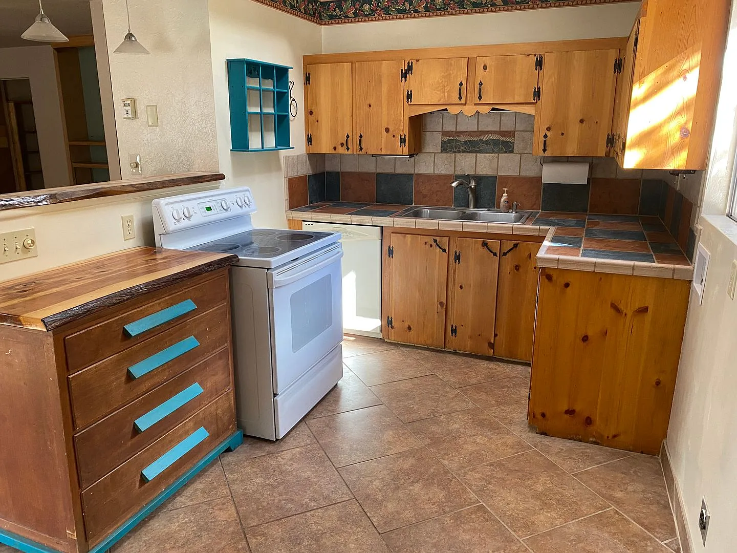 2 Bedroom, 1 Bathroom Home in Sandia Park, NM — Photo 2