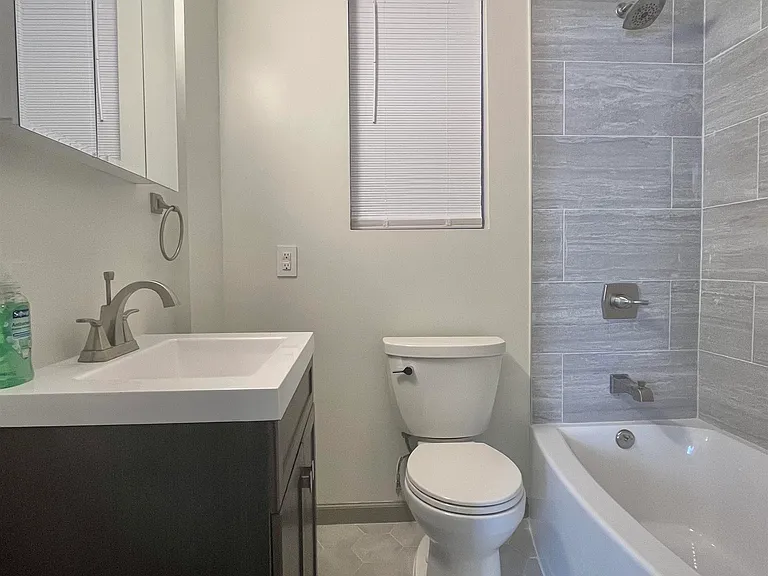 332 Virginia Ave — Photo 8