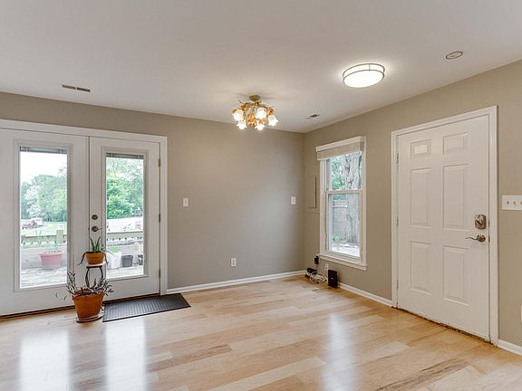 4th image of 6016 Sunset Ridge Ct