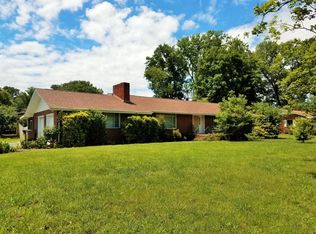 317 Wesley Rd, Knoxville, TN 37909