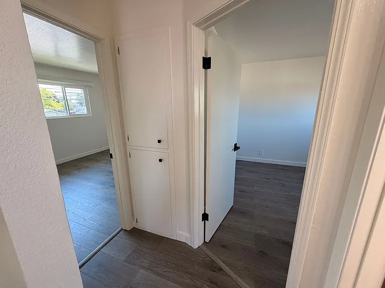 South Garden Apartments — Photo 12