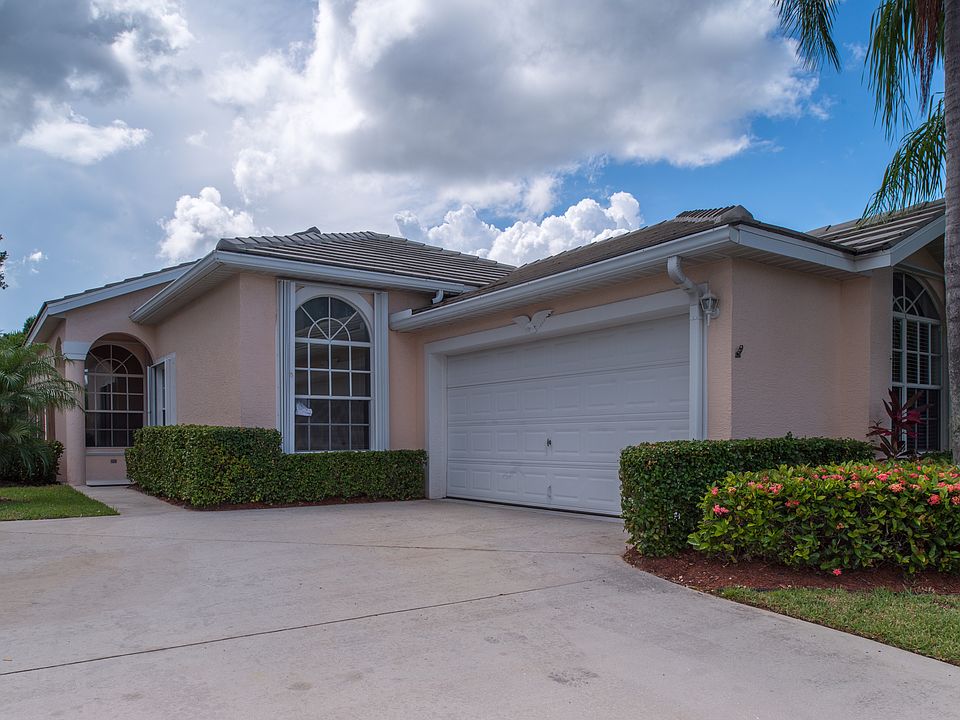 1st image of 3448 SW Coco Palm Dr