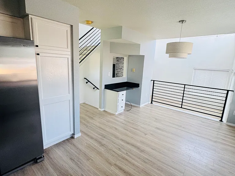8510 Golden Eye Dr — Photo 32