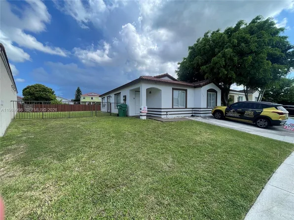 14252 SW 175th Ter, Miami, FL 33177
