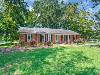 17385 Pond Rd, Locust, NC, 28097