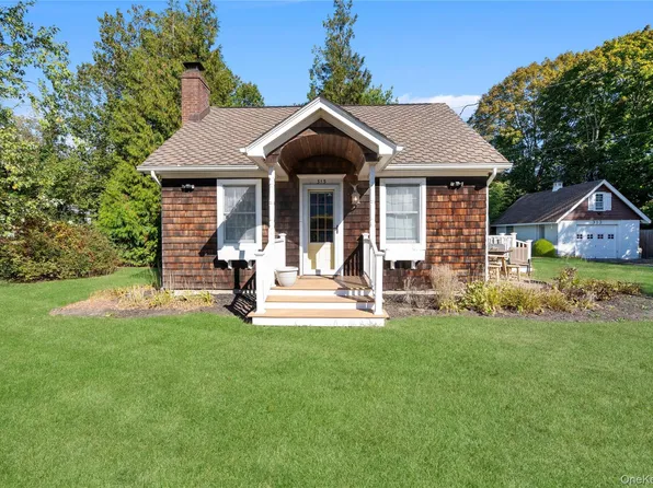 313 Forest Road W, Mastic Beach, NY 11951