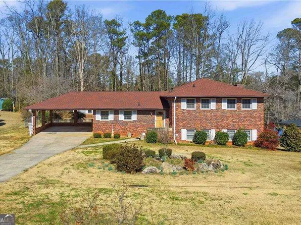 213 Parkwood Dr NE, Kennesaw, GA 30144