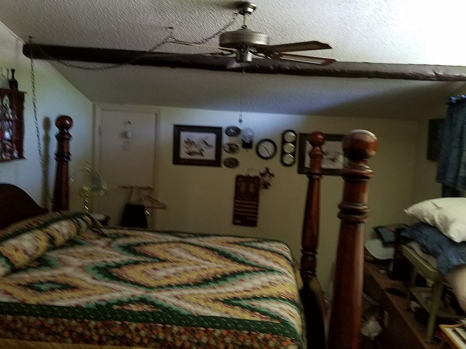 2nd image of 3008 Academy Dr