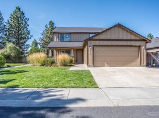 20016 Mount Hope Ln, Bend, OR 97702
