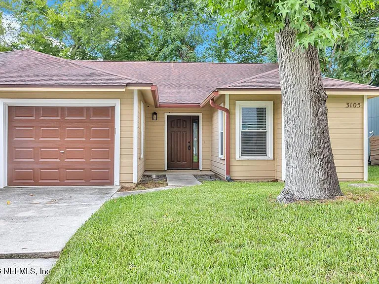 3105 Coral Reef Dr — Photo 2