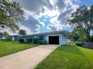 1503 Bunn St, Bloomington, IL 61701