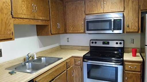 2nd image of 13021 Oliver Ave S