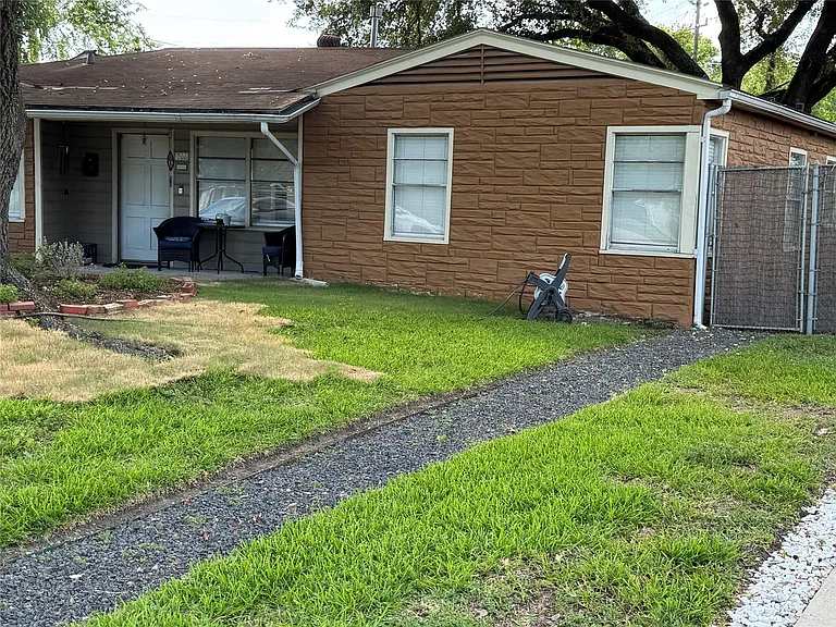 6944 Burgess St — Photo 9