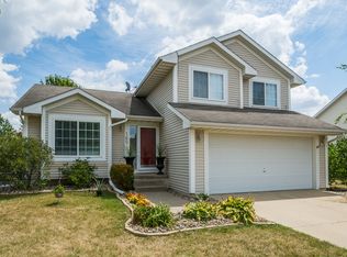 165 SE Dogwood Ln, Waukee, IA 50263