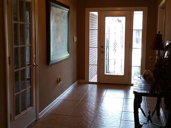 5th image of 8304 Fairfax Dr