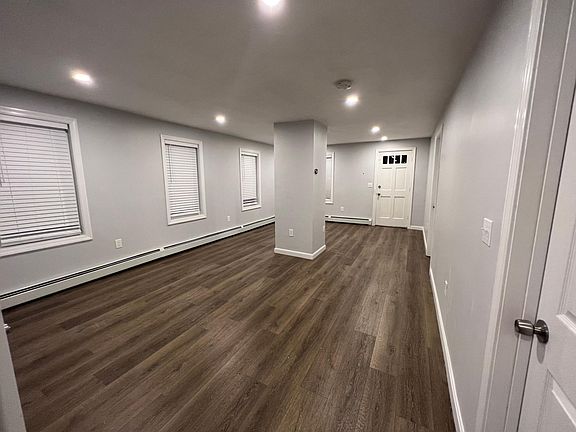 3rd image of 1796 Cranston St #1