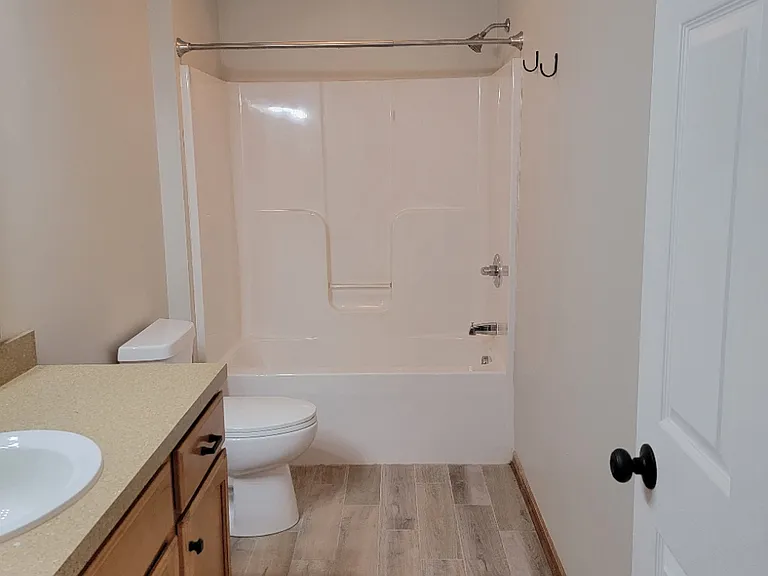 9673 Little Creek Ct — Photo 17