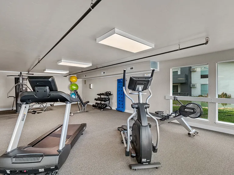 Fitness Center at Lakeside Apartments in Kennewick, WA