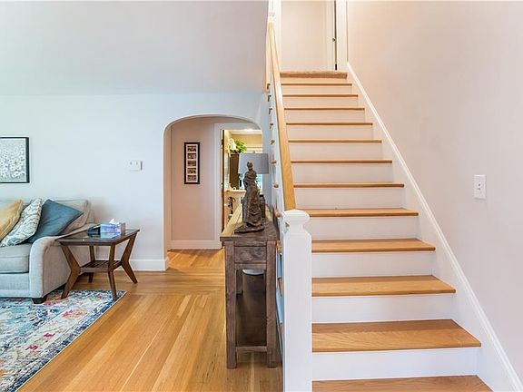 3rd image of 55 Shirley Dr