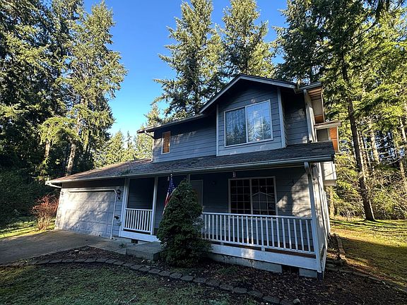 2nd image of 22406 Bluewater Dr SE