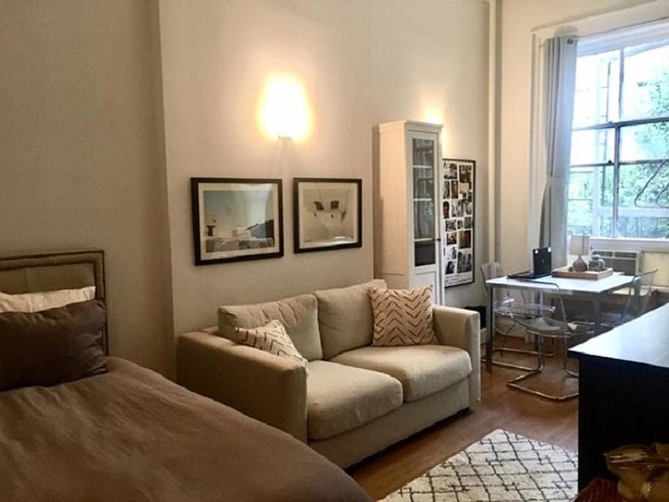1st image of 35 Charles St APT 4