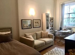 35 Charles St APT 4, New York, NY 10014