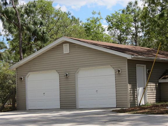 5th image of 151 SE 141st Ct