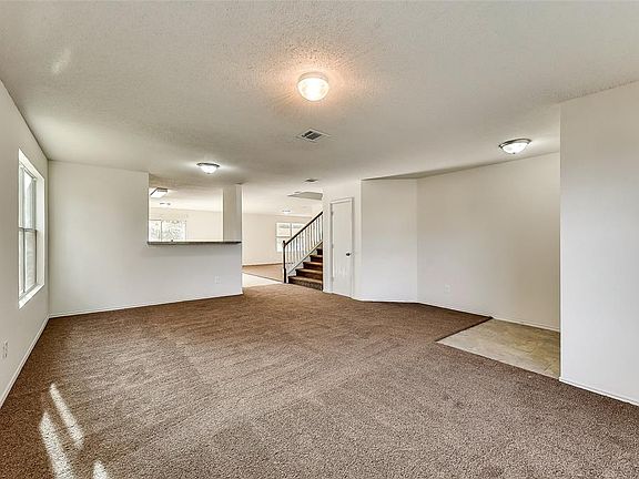 4th image of 6619 Leaning Oaks St