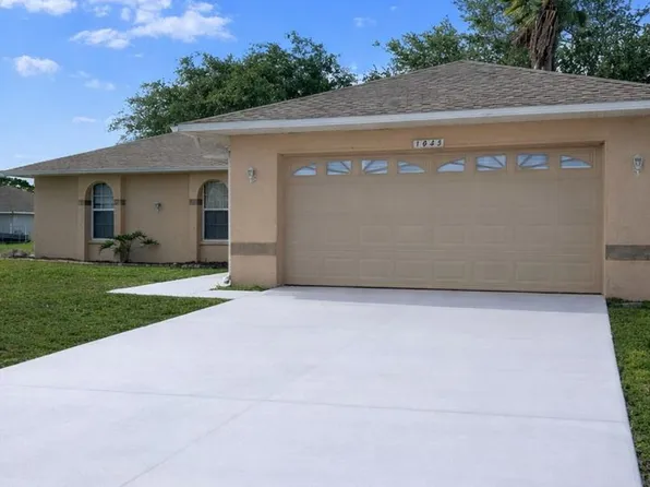 1045 NE 40th Ter, Cape Coral, FL 33909