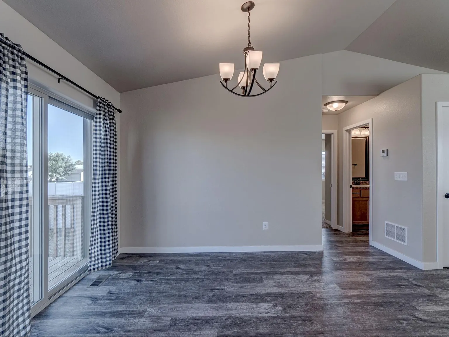 6558 Abelia St — Photo 3