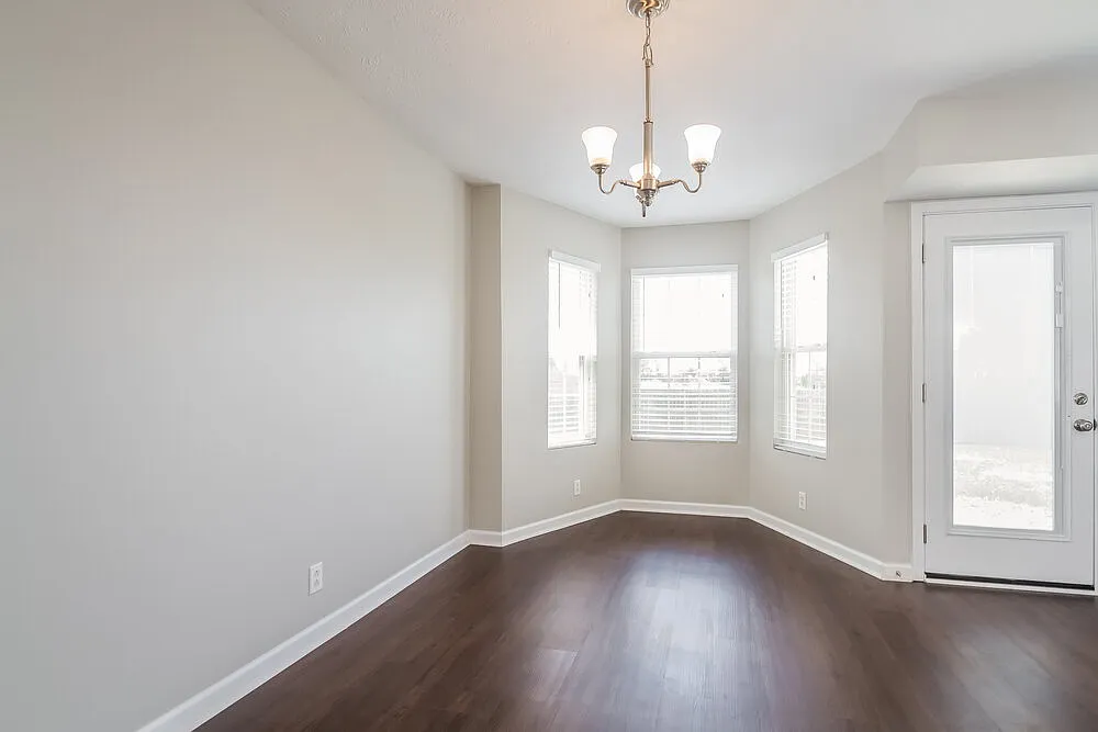 4 bed, 2.5 bath, 1888 sqft, $2,450 — Photo 4