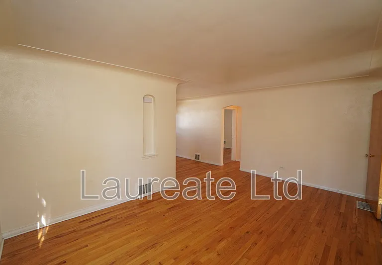 2425 S Humboldt St — Photo 6