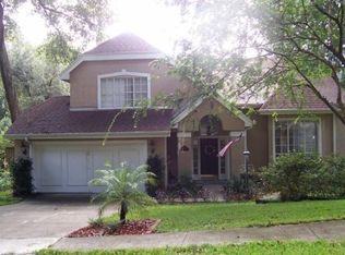 2042 Sawgrass Dr, Apopka, FL 32712